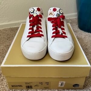 MICHAEL - MICHAEL KORS MINDY LEATHER FLORAL STUDDED LACE UP - 7M